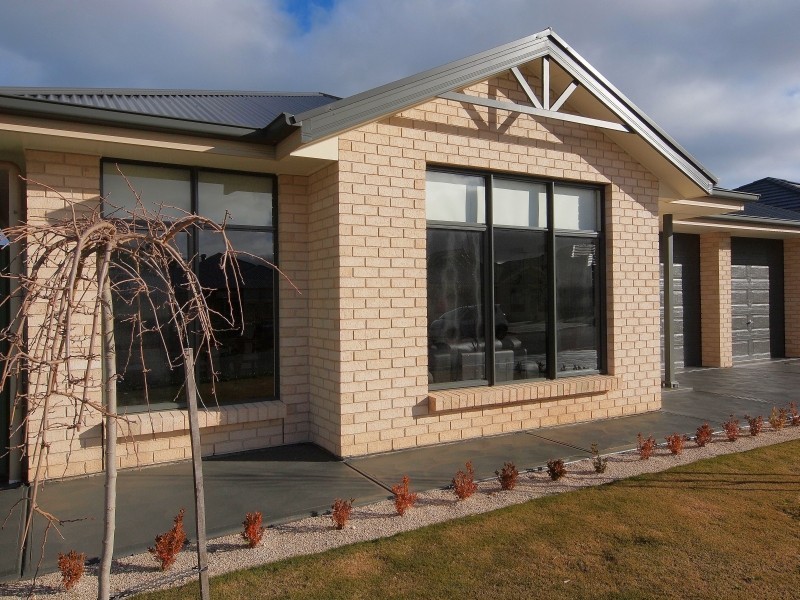 26 Collett Avenue, Mount Barker SA 5251