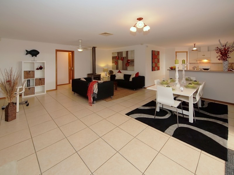 11 Oakwood Road, Oakbank SA 5243