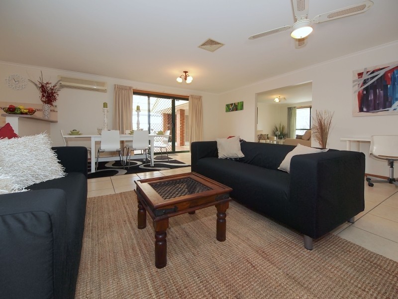 11 Oakwood Road, Oakbank SA 5243