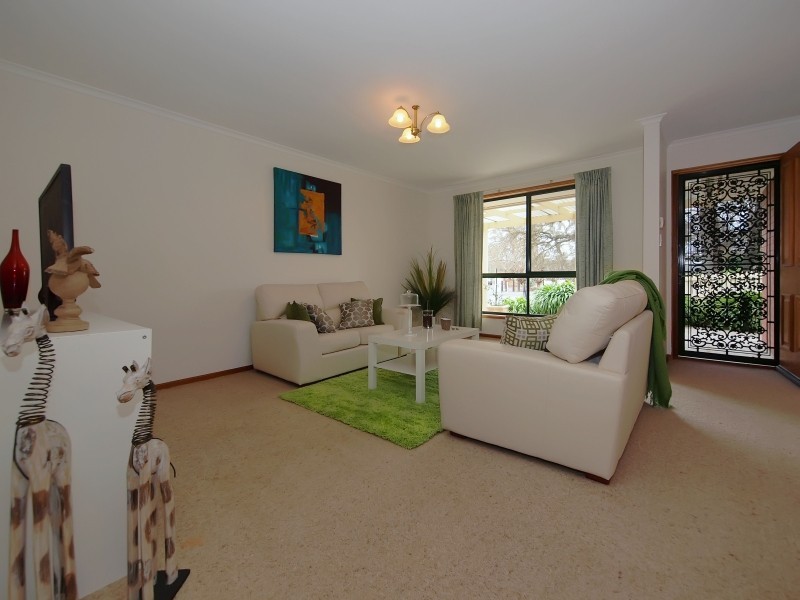 11 Oakwood Road, Oakbank SA 5243