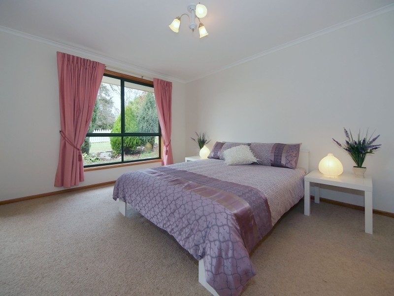 11 Oakwood Road, Oakbank SA 5243