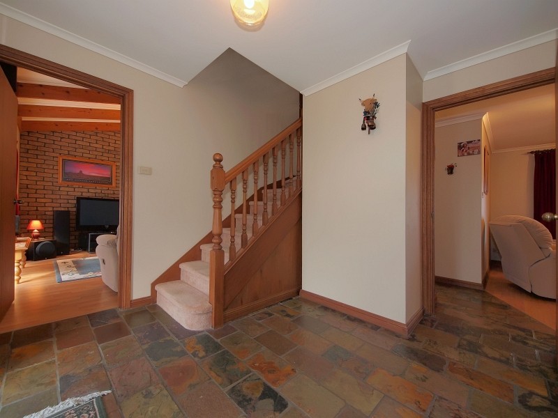 76 Grevillea Way, Woodside SA 5244