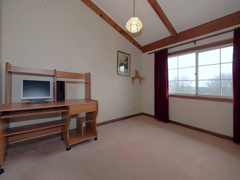 76 Grevillea Way, Woodside SA 5244