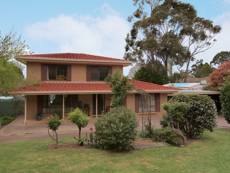 8 Hunt Road, Hahndorf SA 5245