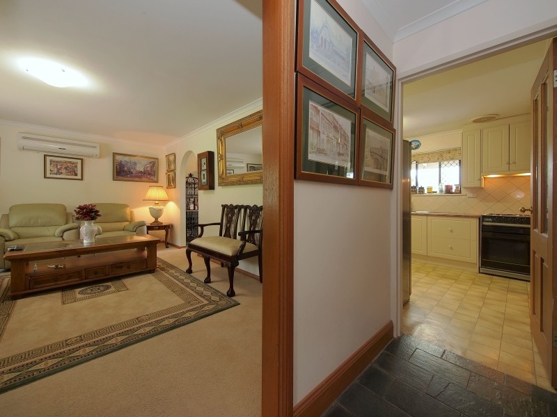 8 Hunt Road, Hahndorf SA 5245