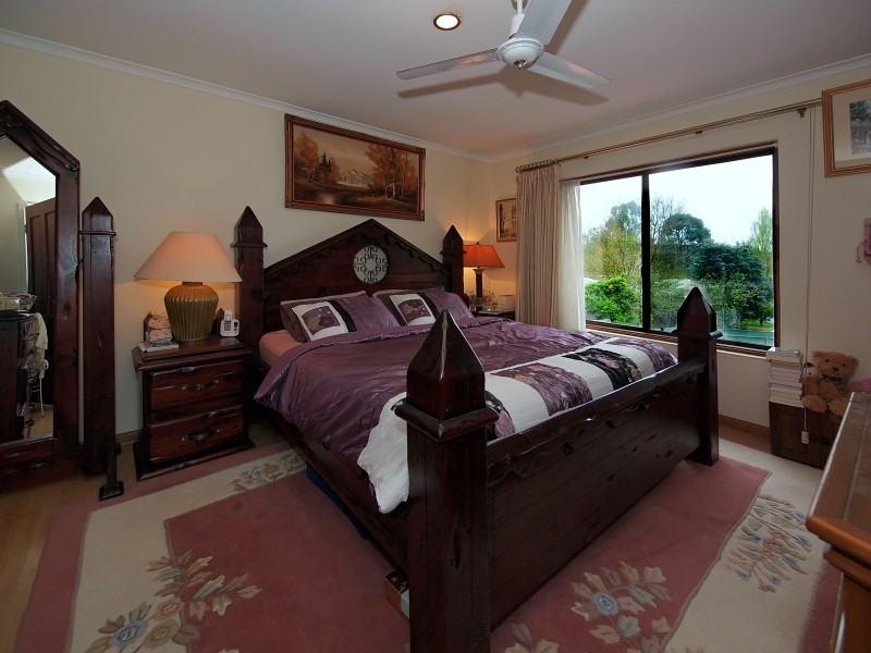 8 Hunt Road, Hahndorf SA 5245
