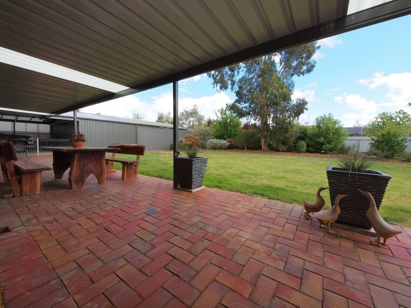 13 Oakwood Road, Oakbank SA 5243