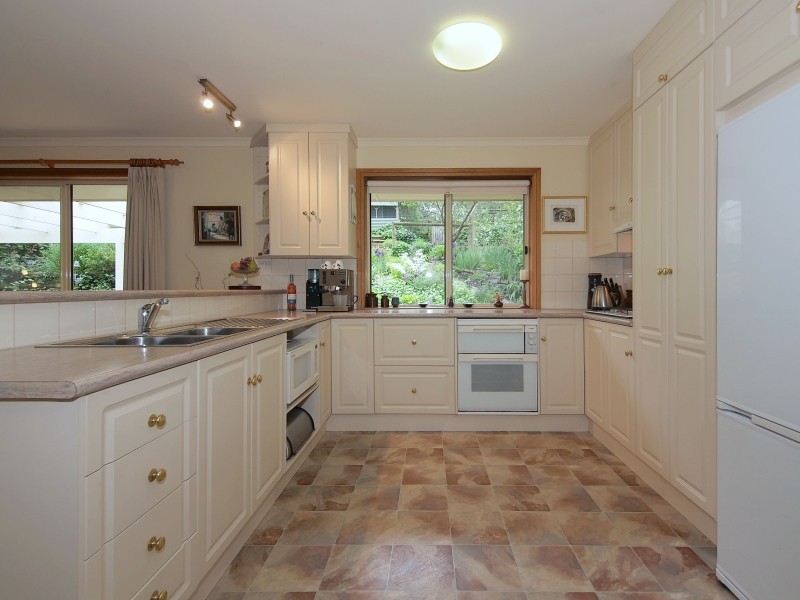 27 Leamington Road, Aldgate SA 5154