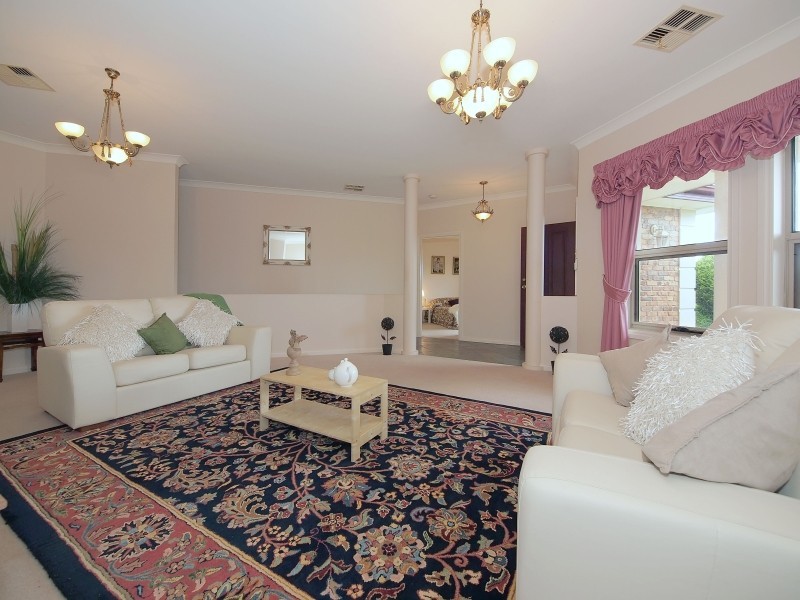 20 Duncan Crescent, Mount Barker SA 5251