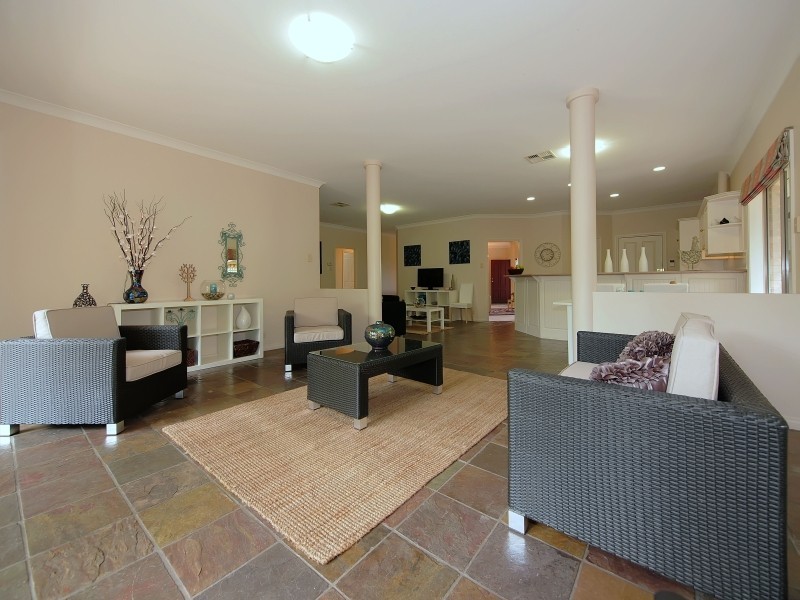 20 Duncan Crescent, Mount Barker SA 5251