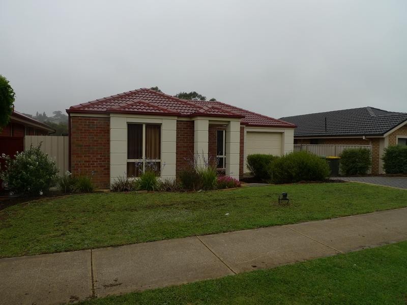 30 Melville Street, Mount Barker SA 5251