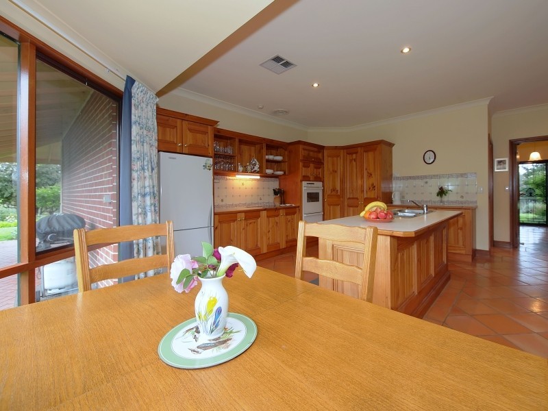 70 Sheoak Road, Mylor SA 5153