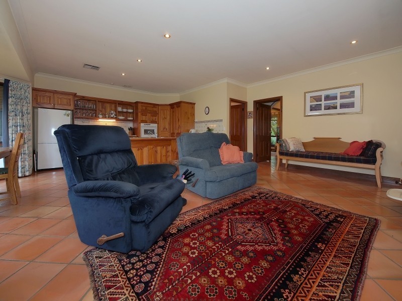 70 Sheoak Road, Mylor SA 5153