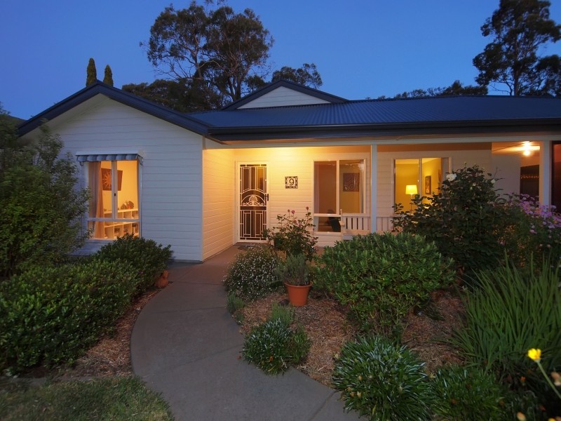 9 Bilney Road, Stirling SA 5152