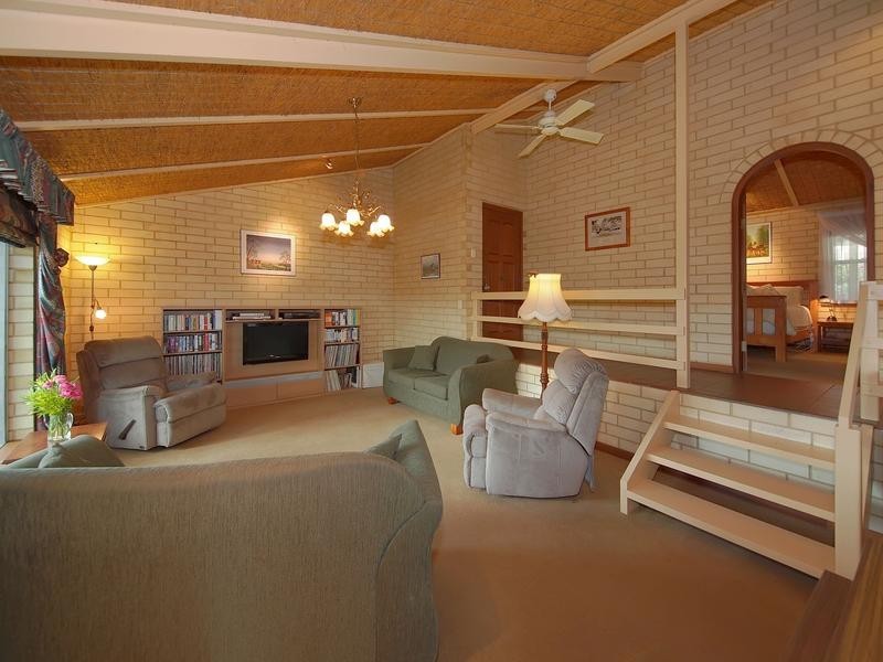 2 Glebe Rd, Balhannah SA 5242
