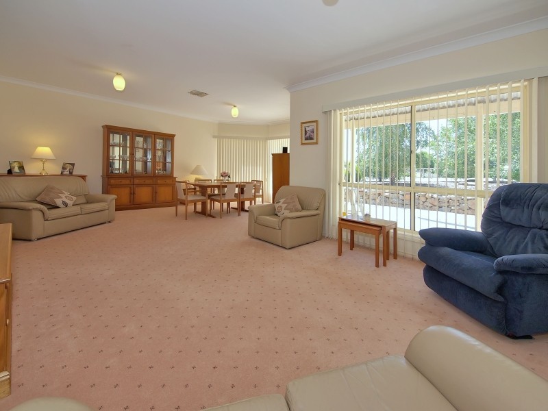 8 Tremayne Drive, Mount Barker SA 5251