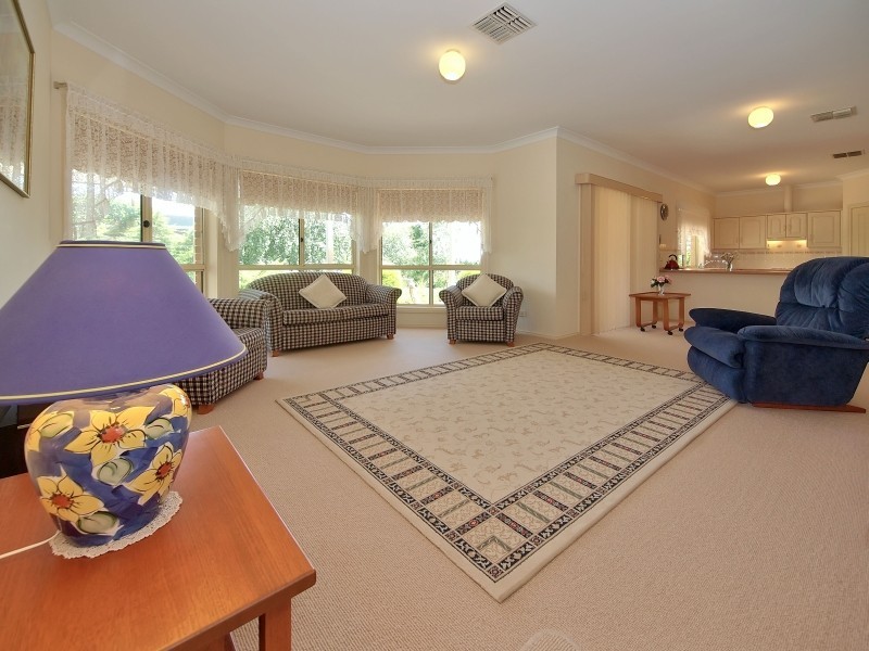 8 Tremayne Drive, Mount Barker SA 5251