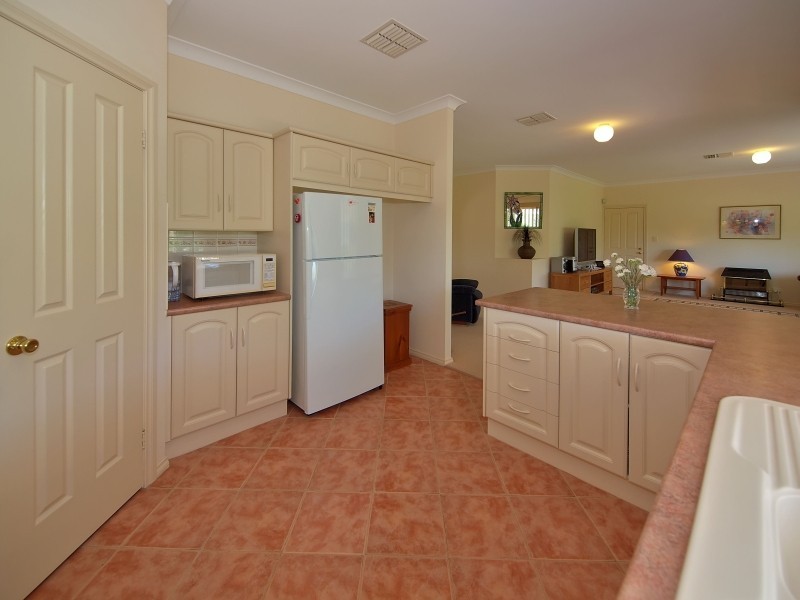 8 Tremayne Drive, Mount Barker SA 5251