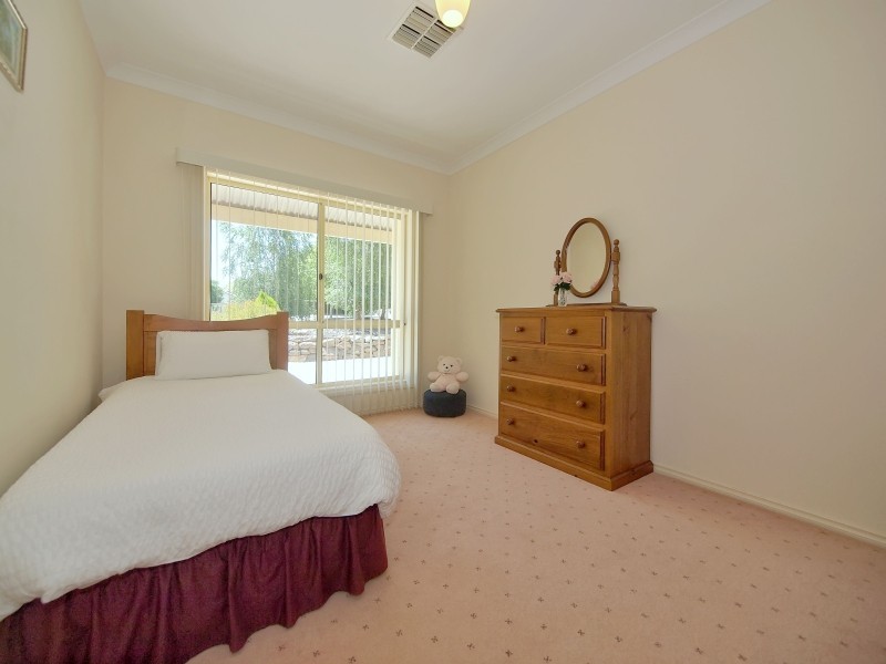 8 Tremayne Drive, Mount Barker SA 5251