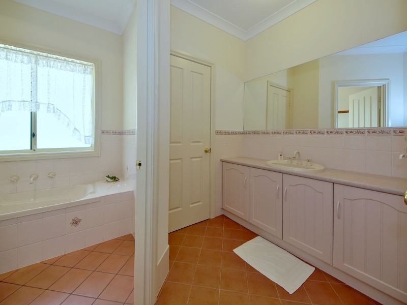 8 Tremayne Drive, Mount Barker SA 5251