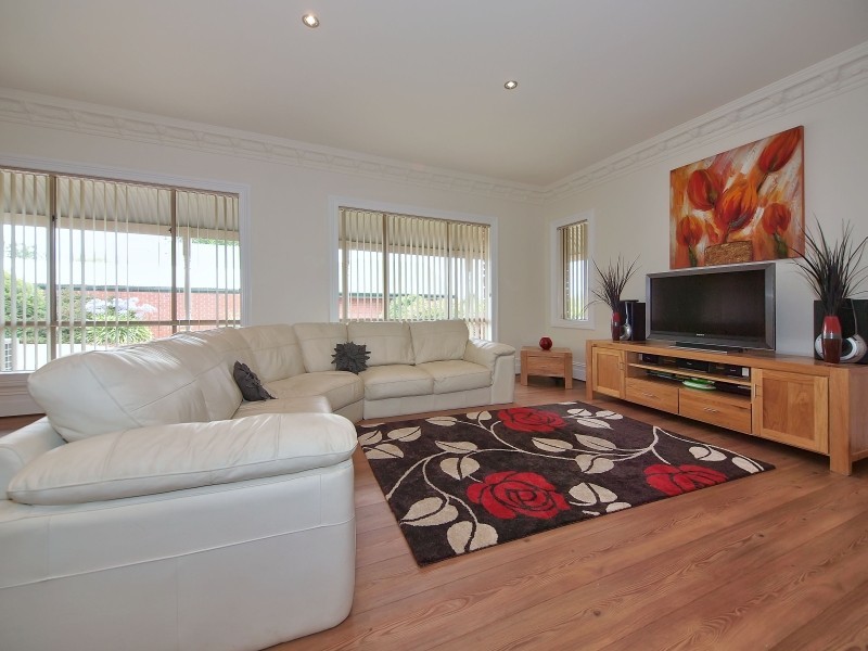 10 Evans Street, Woodside SA 5244