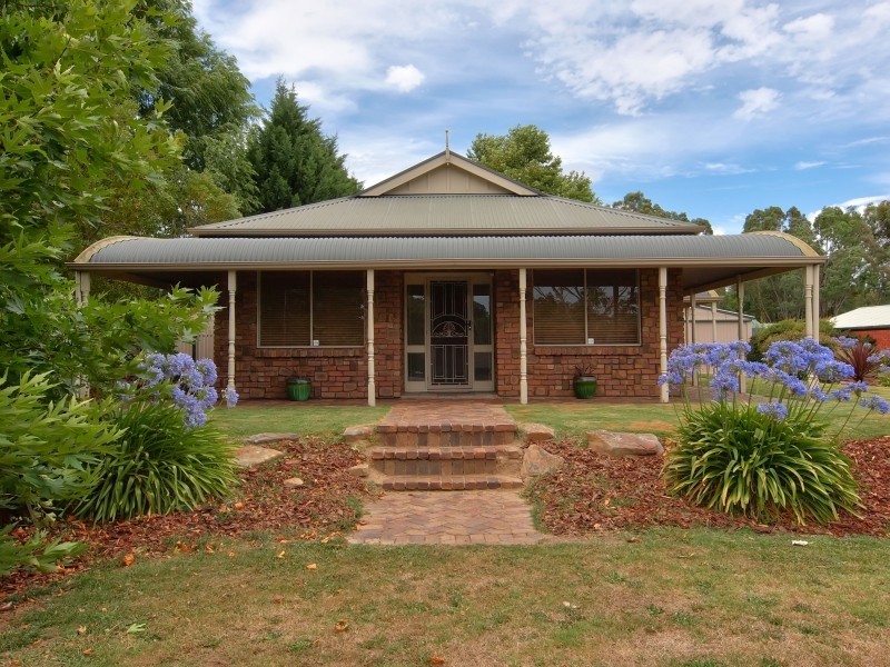 10 Evans Street, Woodside SA 5244