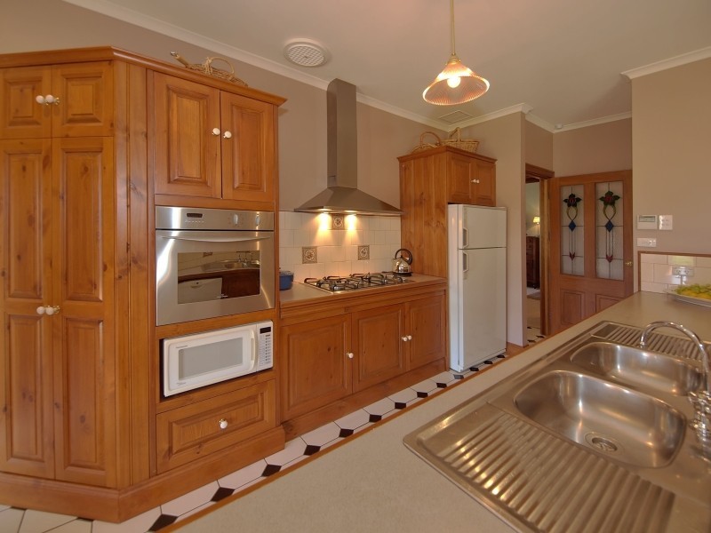 8 Alan Street, Gumeracha SA 5233