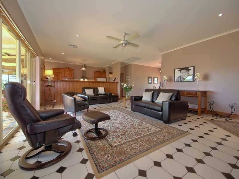 8 Alan Street, Gumeracha SA 5233