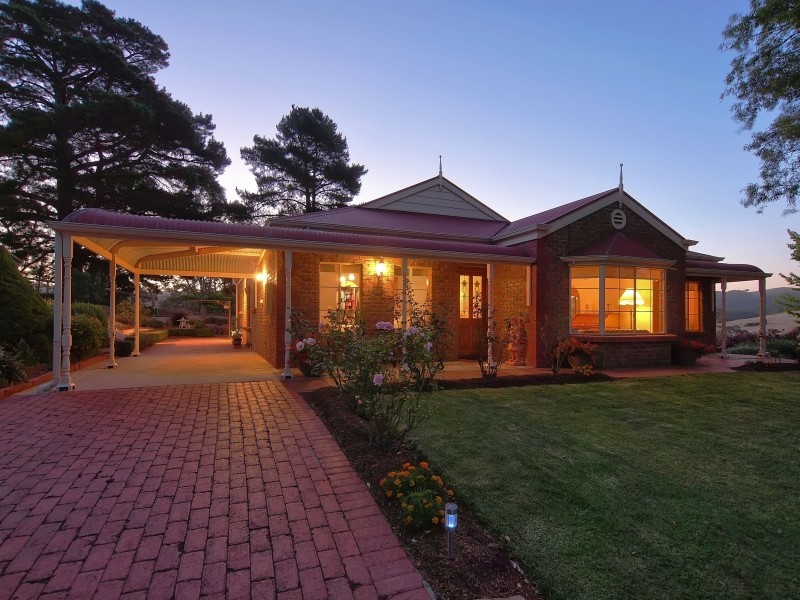 8 Alan Street, Gumeracha SA 5233