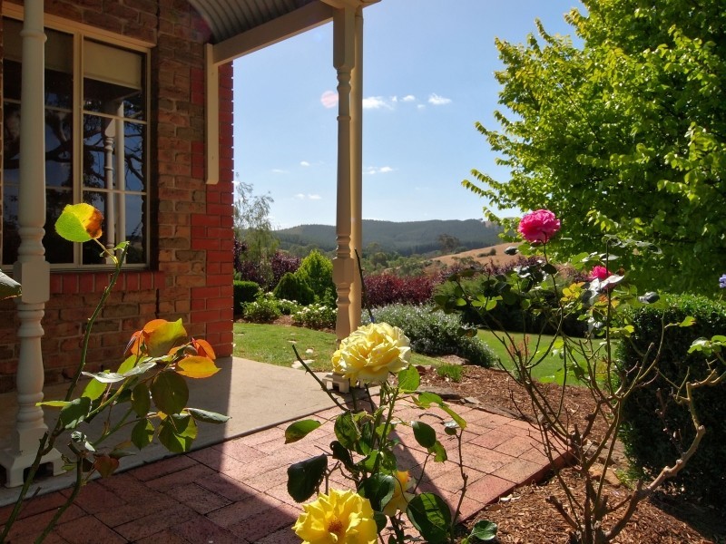 8 Alan Street, Gumeracha SA 5233