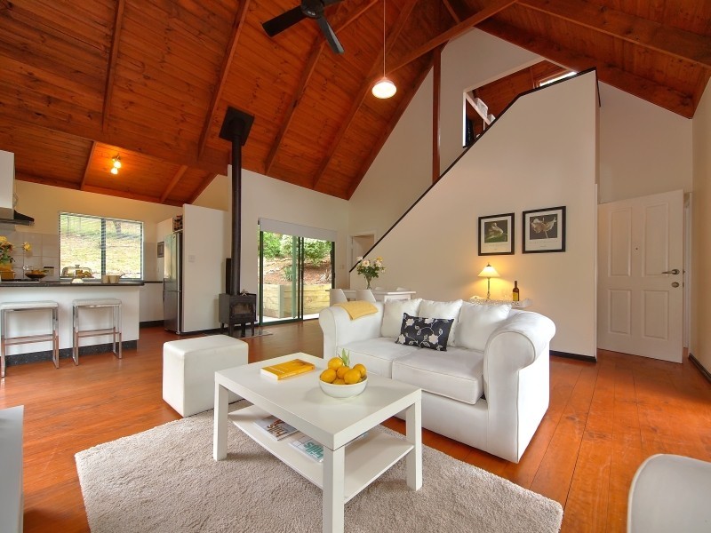 17 Fern Hill Road, Bridgewater SA 5155