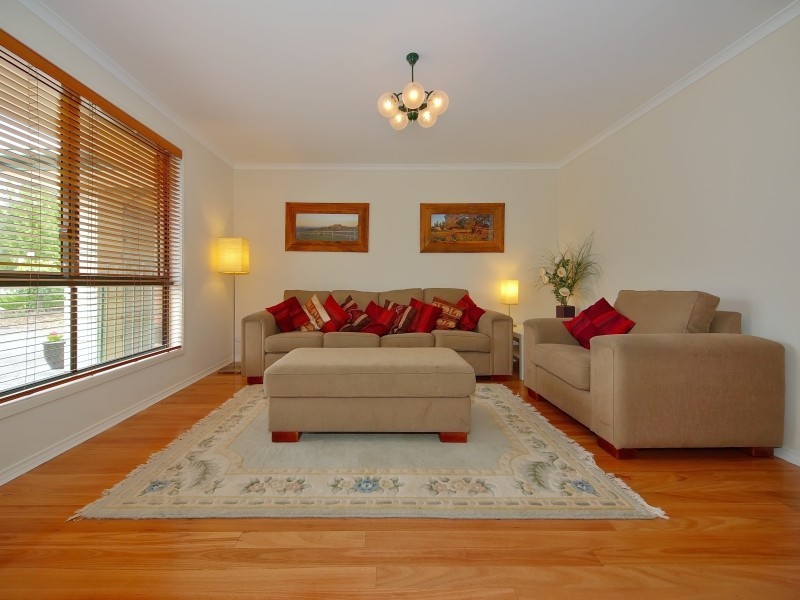 6 Maple Court, Oakbank SA 5243