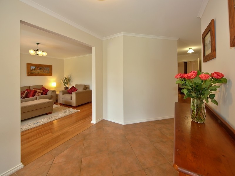 6 Maple Court, Oakbank SA 5243