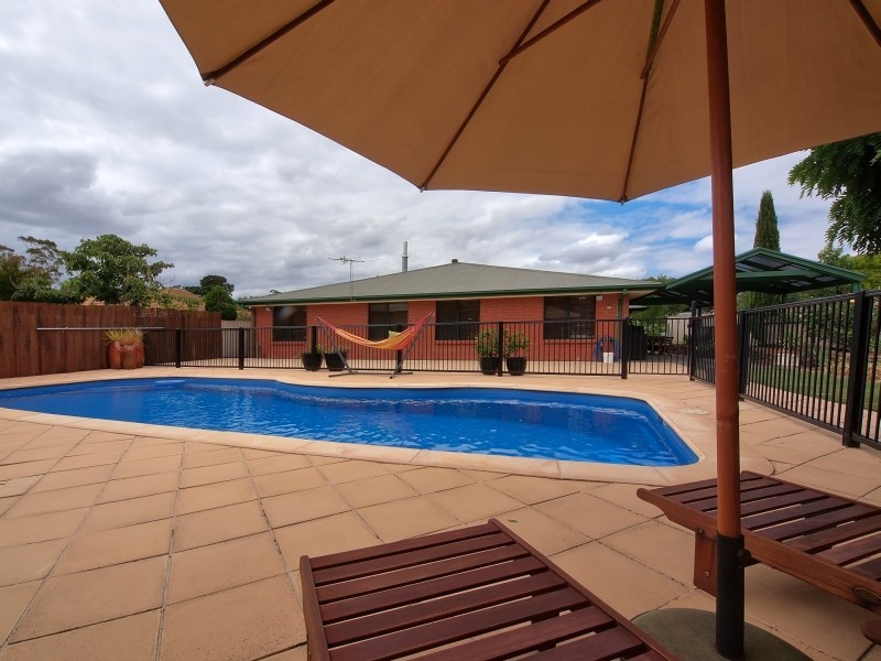 6 Maple Court, Oakbank SA 5243