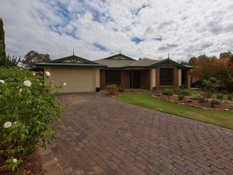 6 Maple Court, Oakbank SA 5243