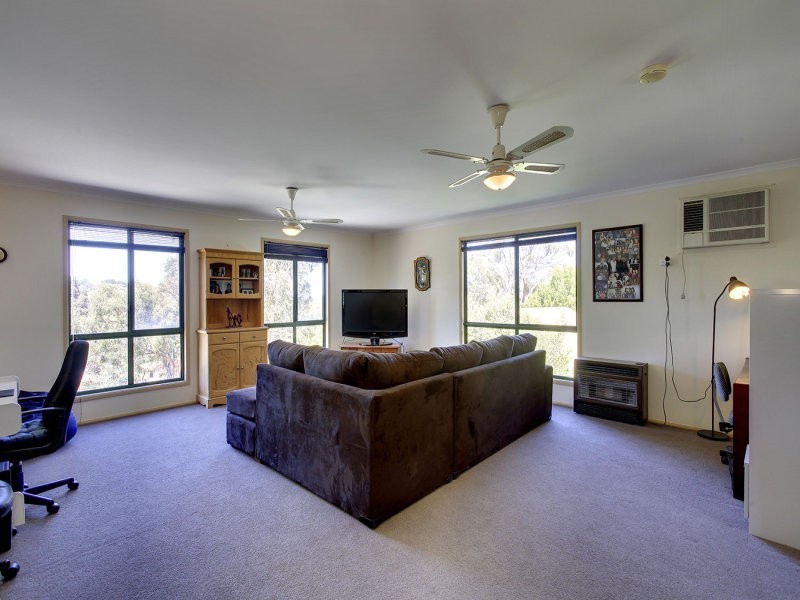 61 John Street, Woodside SA 5244