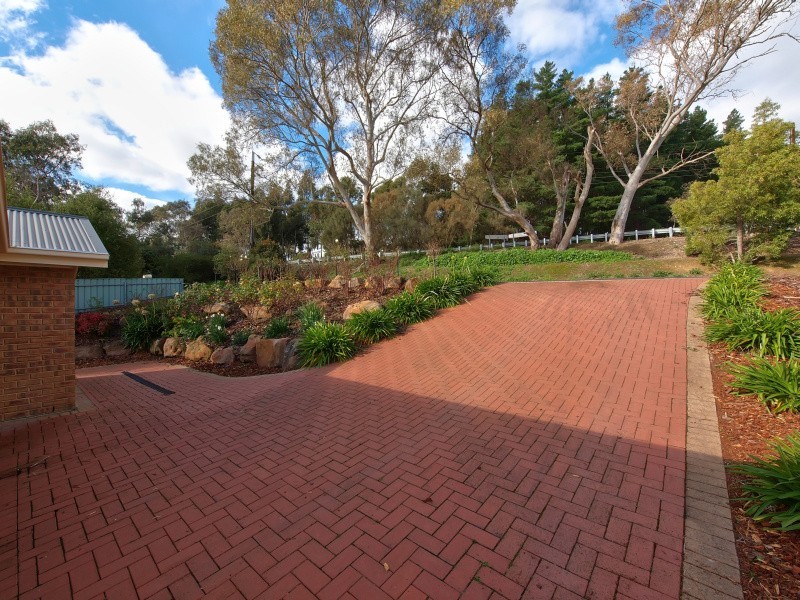 4 Golf Links Road, Lobethal SA 5241