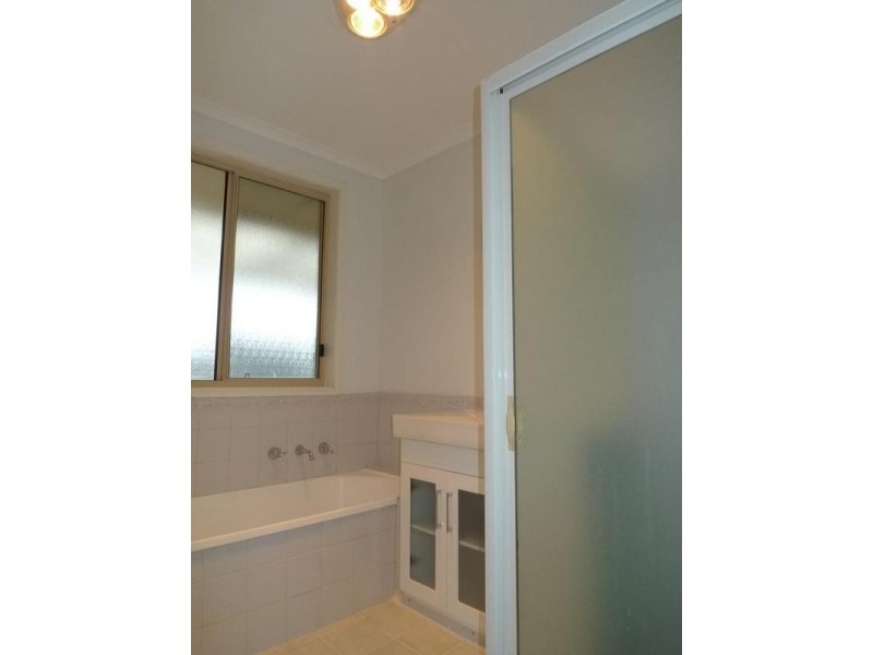 4 Zanker Drive, Mount Barker SA 5251