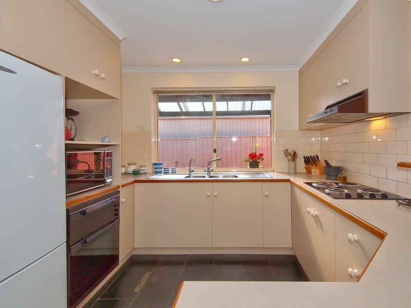 7 Elm Drive, Oakbank SA 5243