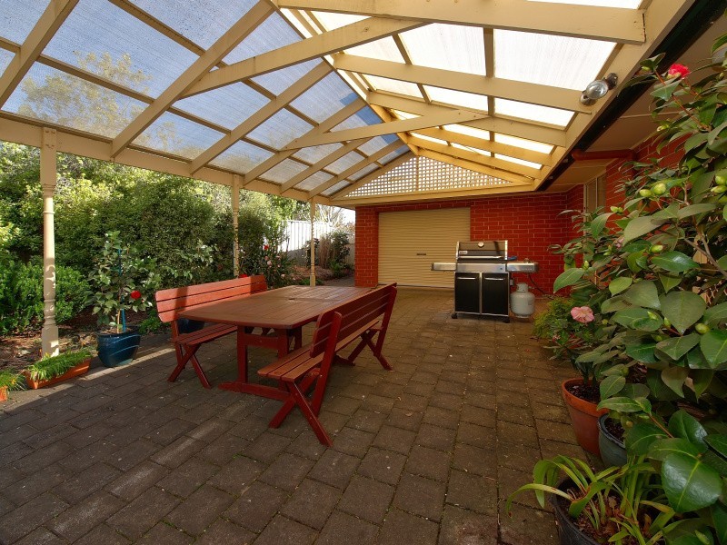 7 Elm Drive, Oakbank SA 5243