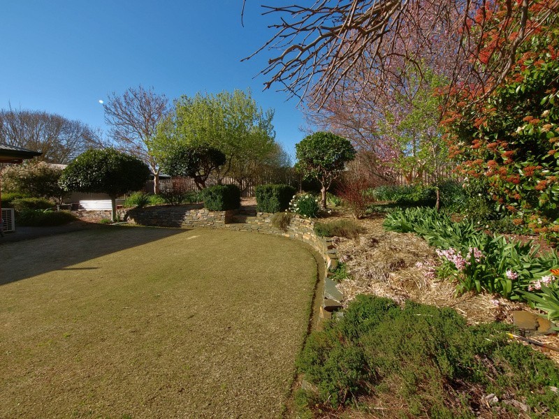 7 Elm Drive, Oakbank SA 5243