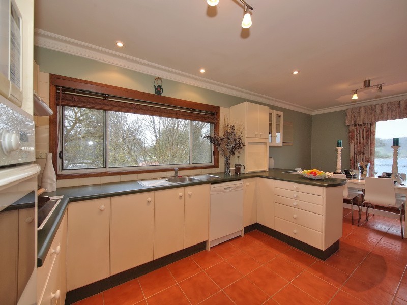 28 Bartholomew Avenue, Lobethal SA 5241