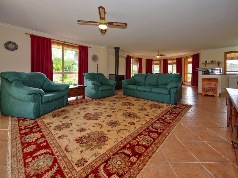 3 Yaktanga Way, Mount Barker SA 5251