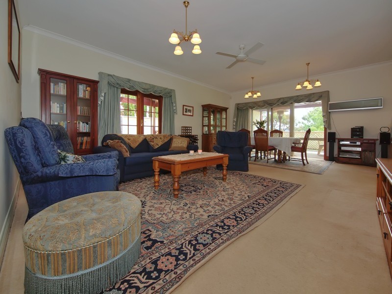 7 Third Avenue, Bridgewater SA 5155