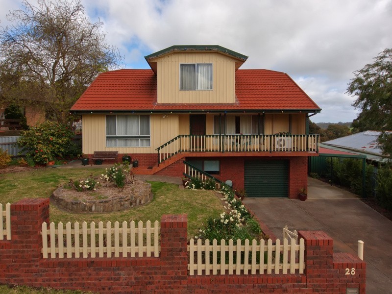 28 Bartholomew Avenue, Lobethal SA 5241