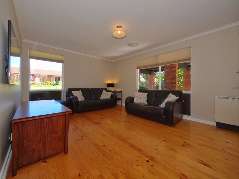 27 English Street, Hahndorf SA 5245