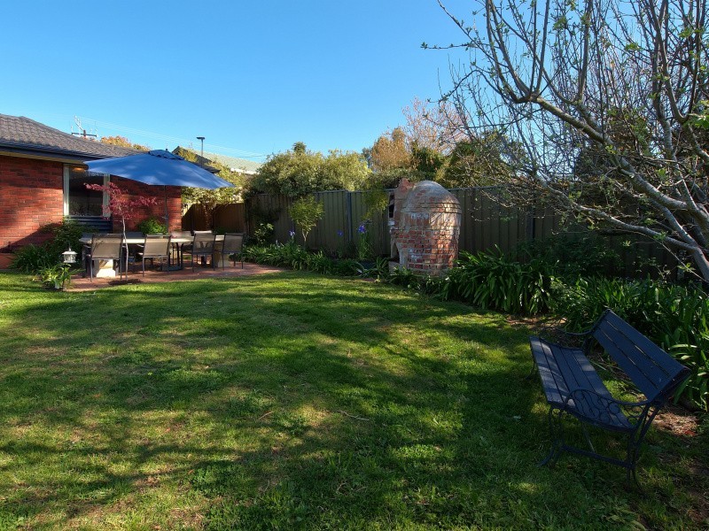 27 English Street, Hahndorf SA 5245