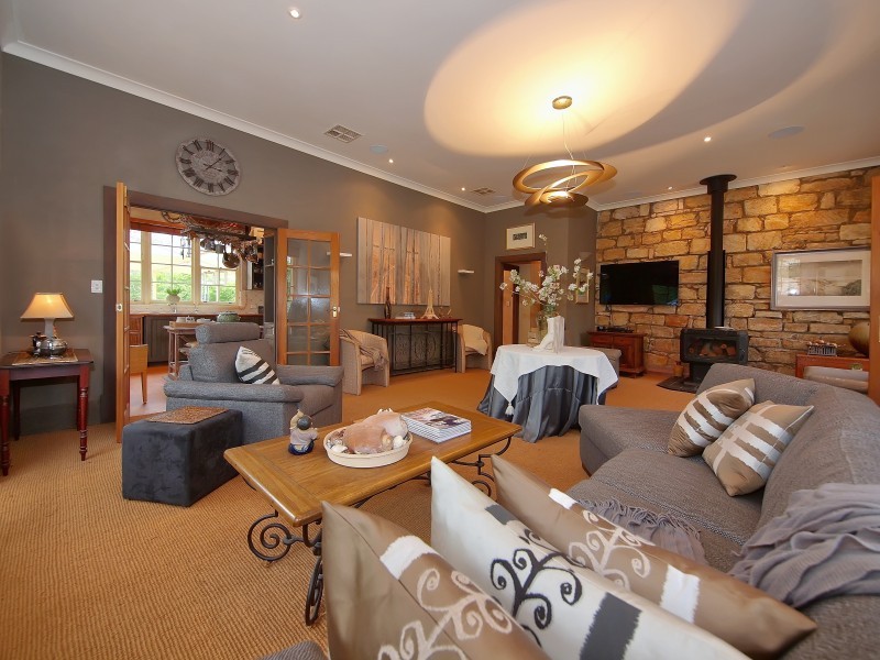 10 Dorset Lane, Oakbank SA 5243