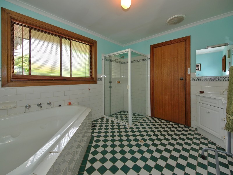 12 Braun Drive, Hahndorf SA 5245