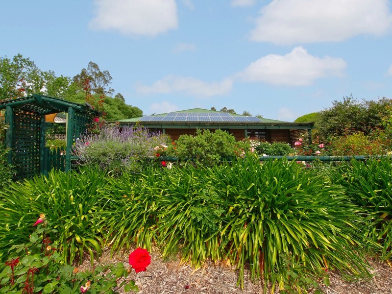 12 Braun Drive, Hahndorf SA 5245